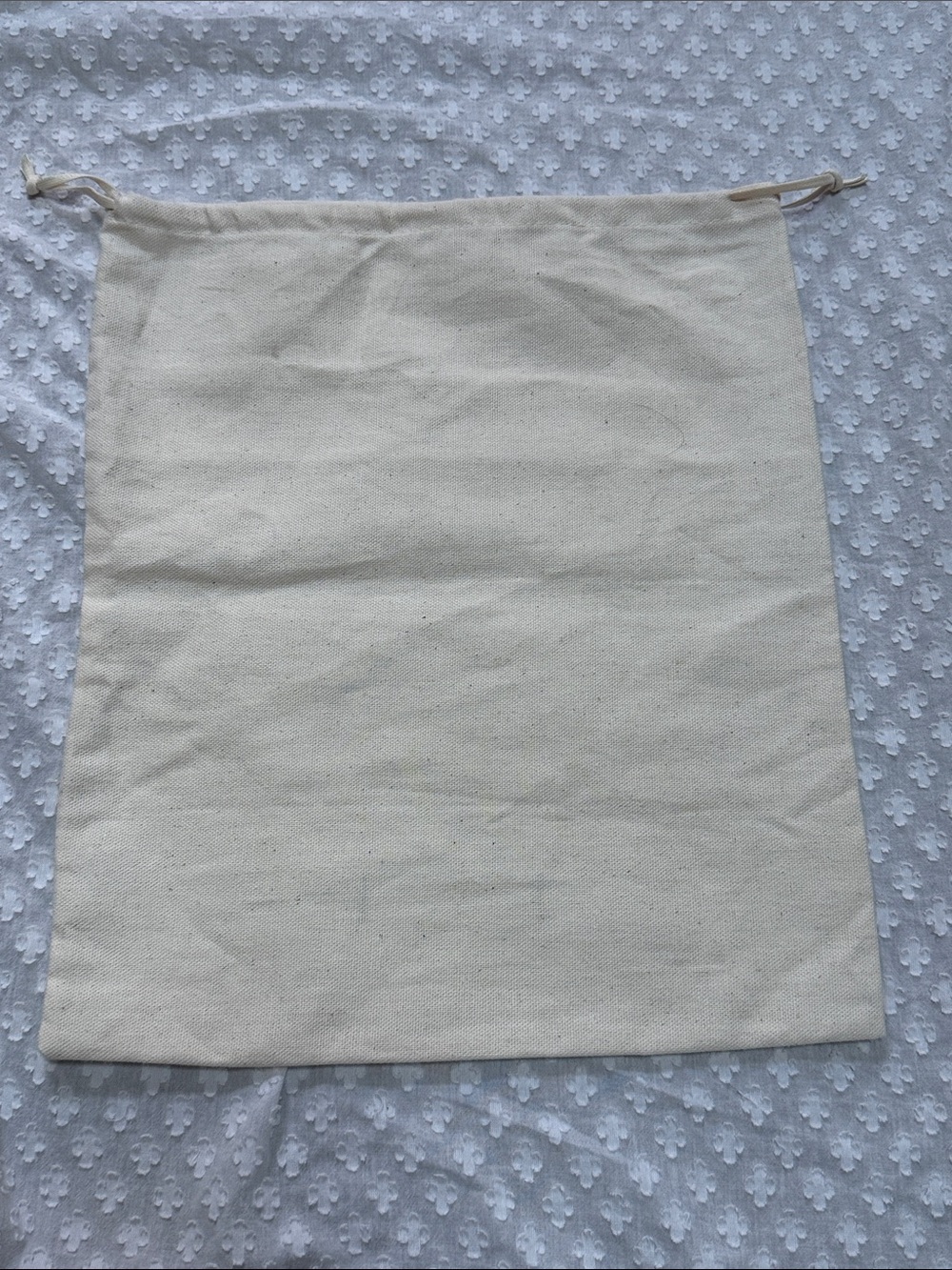 Valentino Garavani dust bag - Picture 2 of 6
